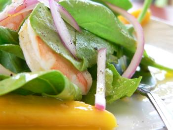 Spinach, Shrimp and Mango&nbsp;Salad