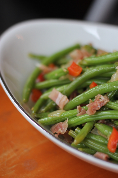 Basque-Style Green Beans for the Feast of St. Bernadette