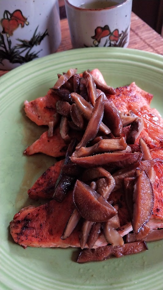 Salmon with Teriyaki Shiitake Sauce